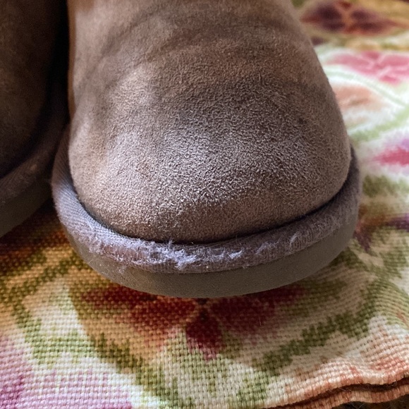 UGG Boots Womens 5 grey Bailey Button Suede Sheepskin Pull On gray - Picture 6 of 13